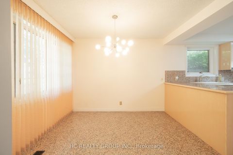 Photo 6 at 39 Dallington Drive, Don Valley Village, Toronto