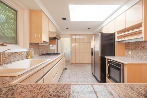 Photo 8 at 39 Dallington Drive, Don Valley Village, Toronto