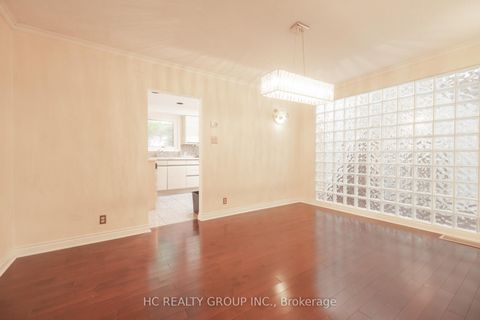 Photo 11 at 39 Dallington Drive, Don Valley Village, Toronto