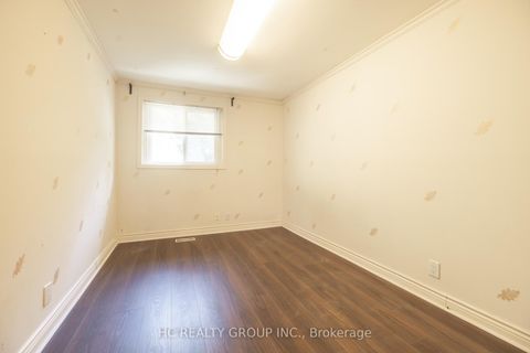 Photo 19 at 39 Dallington Drive, Don Valley Village, Toronto
