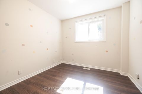 Photo 23 at 39 Dallington Drive, Don Valley Village, Toronto