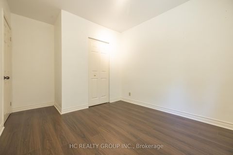 Photo 26 at 39 Dallington Drive, Don Valley Village, Toronto