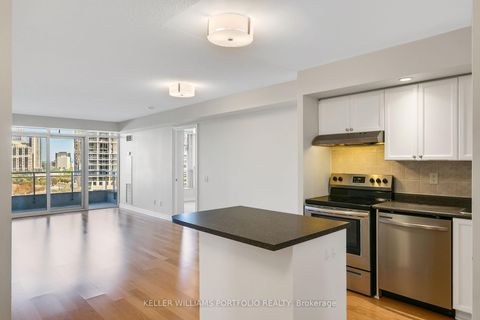 Photo 6 at 707 - 5229 Dundas Street W, City Centre West, Toronto