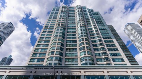 Photo 1 at Ph9 - 10 Queens Quay W, Waterfront Communities C1, Toronto