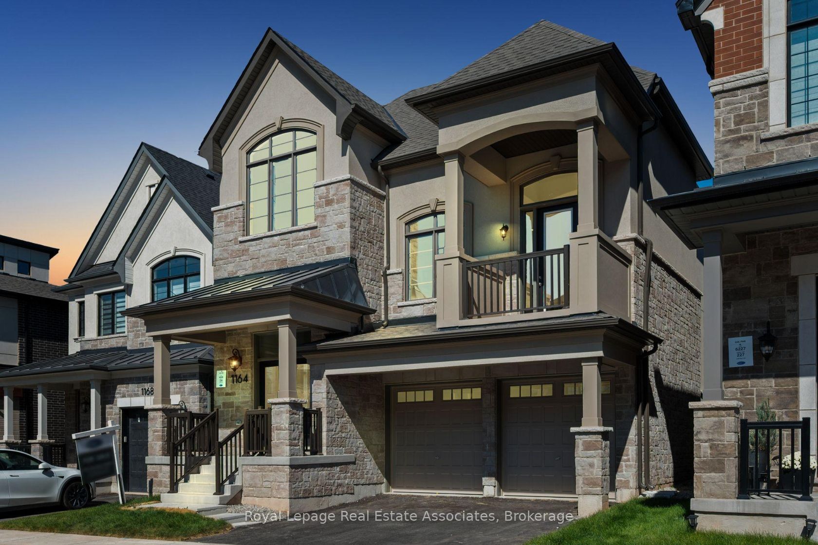 1164 Onyx Trail, JM Joshua Meadows, Oakville 2