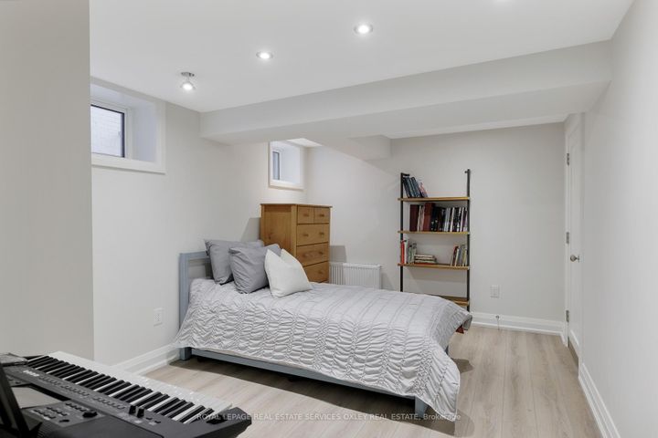 Photo 29 at 9 Lynwood Avenue, Casa Loma, Toronto