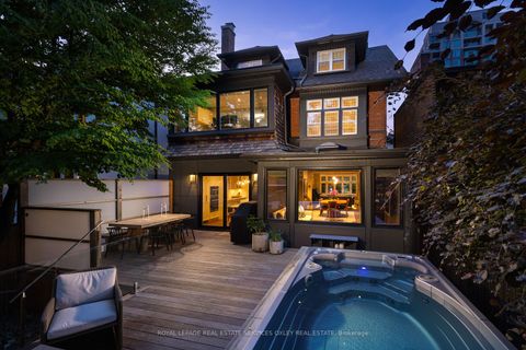 Photo 39 at 9 Lynwood Avenue, Casa Loma, Toronto