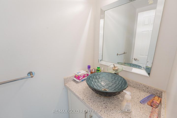 Photo 16 at 107 - 900 Central Park Drive, Northgate, Brampton