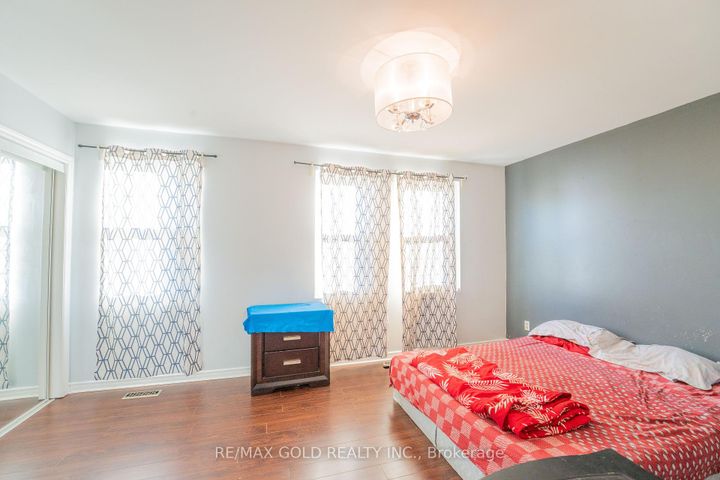 Photo 18 at 107 - 900 Central Park Drive, Northgate, Brampton