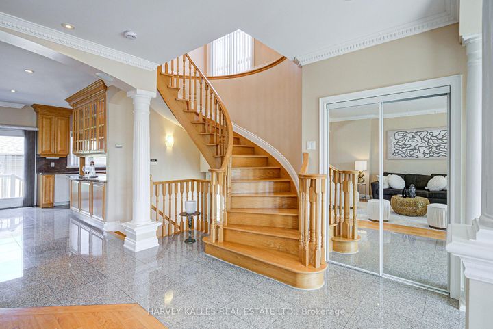 Photo 4 at 1006 Briar Hill Avenue, Belgravia, Toronto