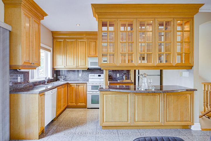 Photo 15 at 1006 Briar Hill Avenue, Belgravia, Toronto