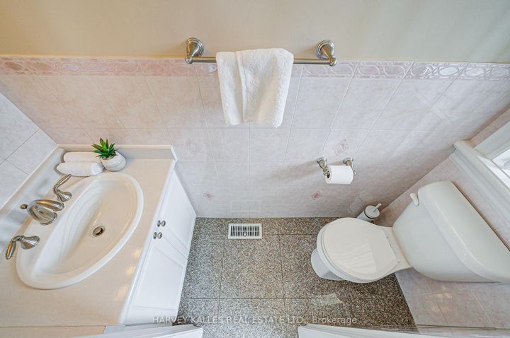 Photo 20 at 1006 Briar Hill Avenue, Belgravia, Toronto