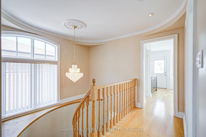 Photo 21 at 1006 Briar Hill Avenue, Belgravia, Toronto
