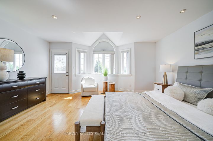 Photo 22 at 1006 Briar Hill Avenue, Belgravia, Toronto