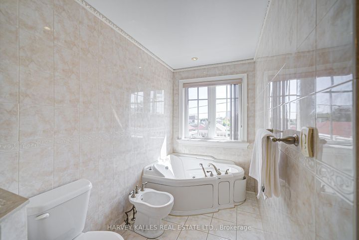 Photo 28 at 1006 Briar Hill Avenue, Belgravia, Toronto