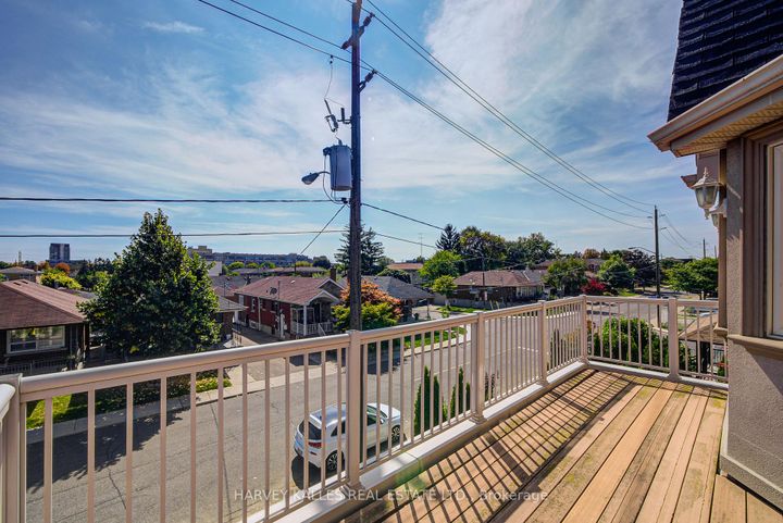 Photo 29 at 1006 Briar Hill Avenue, Belgravia, Toronto