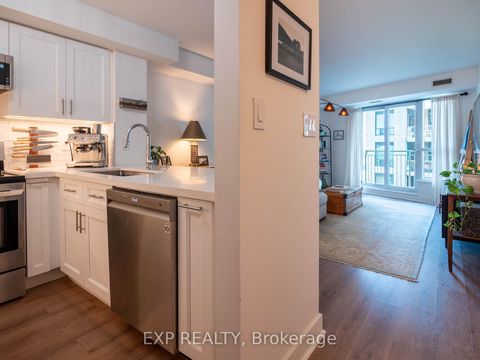Photo 10 at 501 - 2111 Lakeshore Boulevard W, Mimico, Toronto