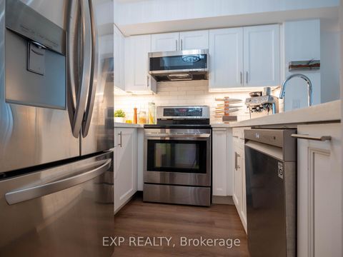 Photo 14 at 501 - 2111 Lakeshore Boulevard W, Mimico, Toronto