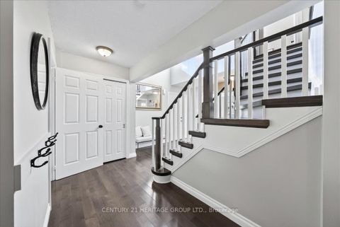Photo 4 at 76 Attridge Drive, Aurora Village, Aurora