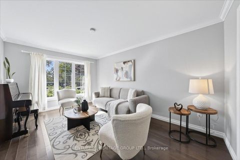 Photo 6 at 76 Attridge Drive, Aurora Village, Aurora
