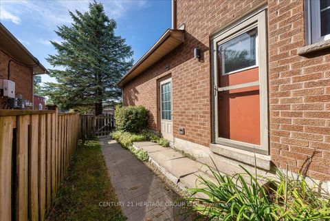 Photo 46 at 76 Attridge Drive, Aurora Village, Aurora