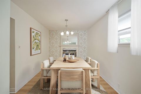 Photo 17 at 247 Jennings Crescent, BR Bronte, Oakville