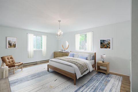 Photo 25 at 247 Jennings Crescent, BR Bronte, Oakville