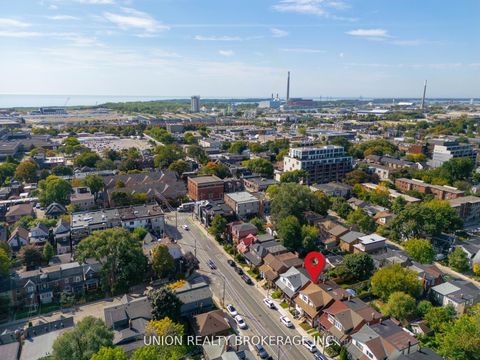 Photo 34 at 26 Greenwood Avenue, South Riverdale, Toronto