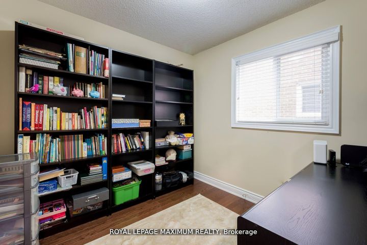 Photo 17 at 44 Flagstick Court, York University Heights, Toronto