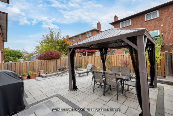 Photo 32 at 44 Flagstick Court, York University Heights, Toronto