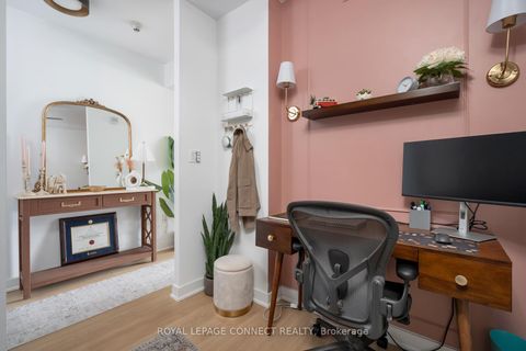 Photo 5 at 901-UNF - 5 Mariner Terrace, Waterfront Communities C1, Toronto