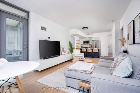 Photo 16 at 901-UNF - 5 Mariner Terrace, Waterfront Communities C1, Toronto