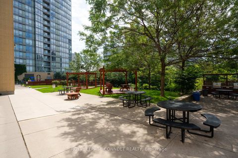 Photo 36 at 901-UNF - 5 Mariner Terrace, Waterfront Communities C1, Toronto