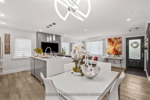 Photo 5 at 33 McIntosh Avenue, Queensway, Toronto