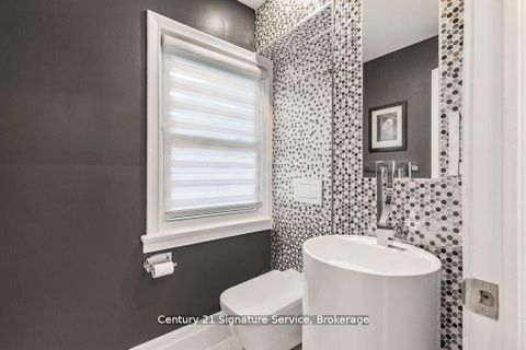 Photo 22 at 33 McIntosh Avenue, Queensway, Toronto