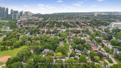 Photo 27 at 33 McIntosh Avenue, Queensway, Toronto
