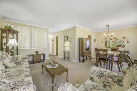 Photo 5 at 6 Joshua Avenue, Clairville, Toronto