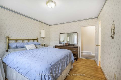 Photo 14 at 6 Joshua Avenue, Clairville, Toronto
