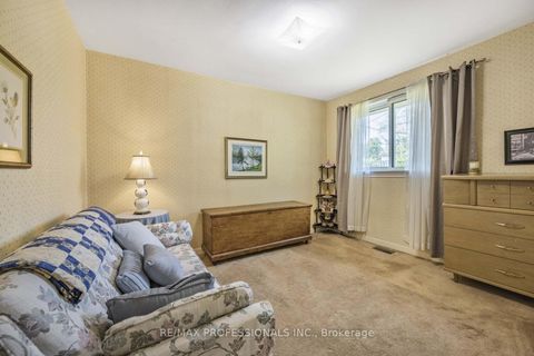 Photo 18 at 6 Joshua Avenue, Clairville, Toronto