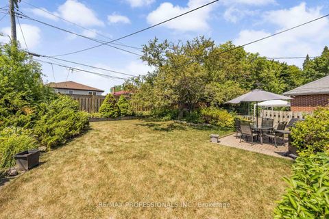 Photo 31 at 6 Joshua Avenue, Clairville, Toronto