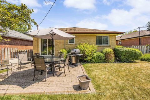 Photo 34 at 6 Joshua Avenue, Clairville, Toronto