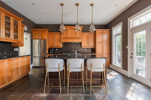 Photo 10 at 266 Tracina Drive, SW Southwest, Oakville