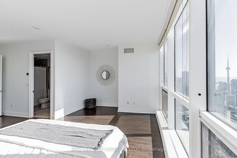 Photo 14 at 7510 - 388 Yonge Street, Bay Street Corridor, Toronto