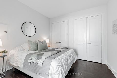 Photo 15 at 7510 - 388 Yonge Street, Bay Street Corridor, Toronto