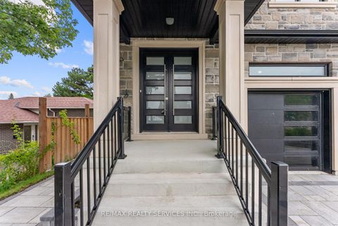 Photo 2 at 49 Greendowns Drive, Scarborough Village, Toronto