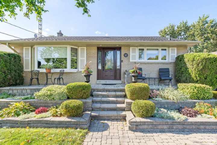 Photo 4 at 12 Sargent Road, Georgetown, Halton Hills