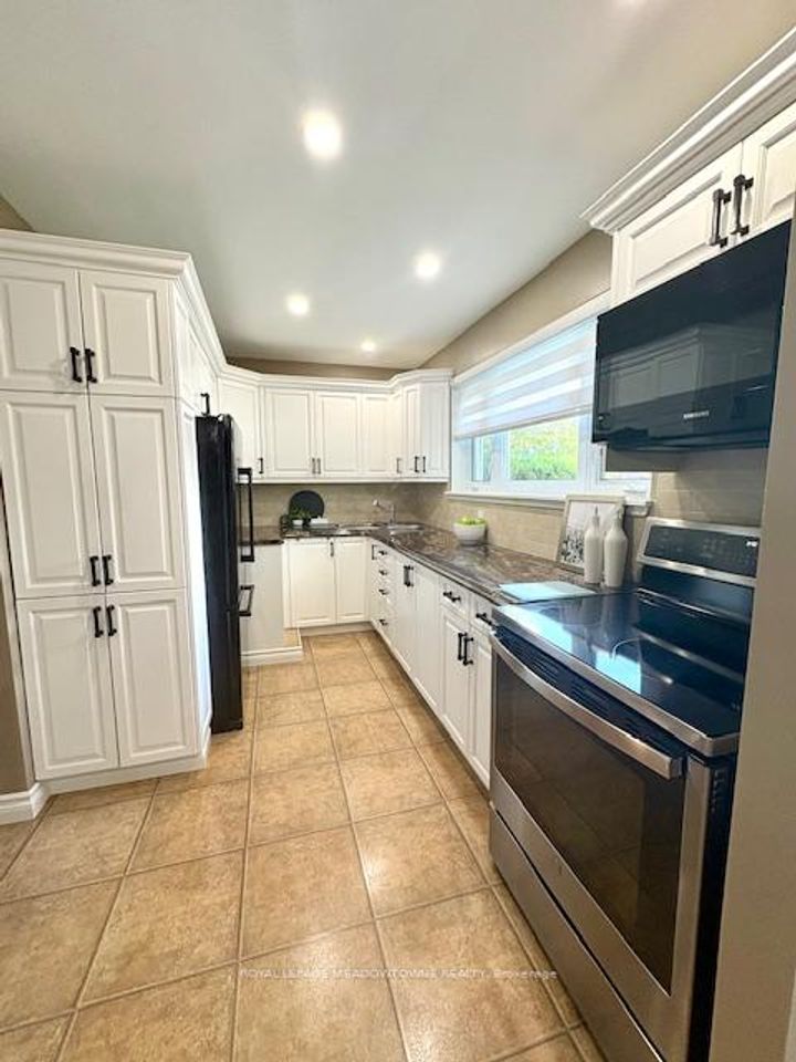 Photo 8 at 12 Sargent Road, Georgetown, Halton Hills