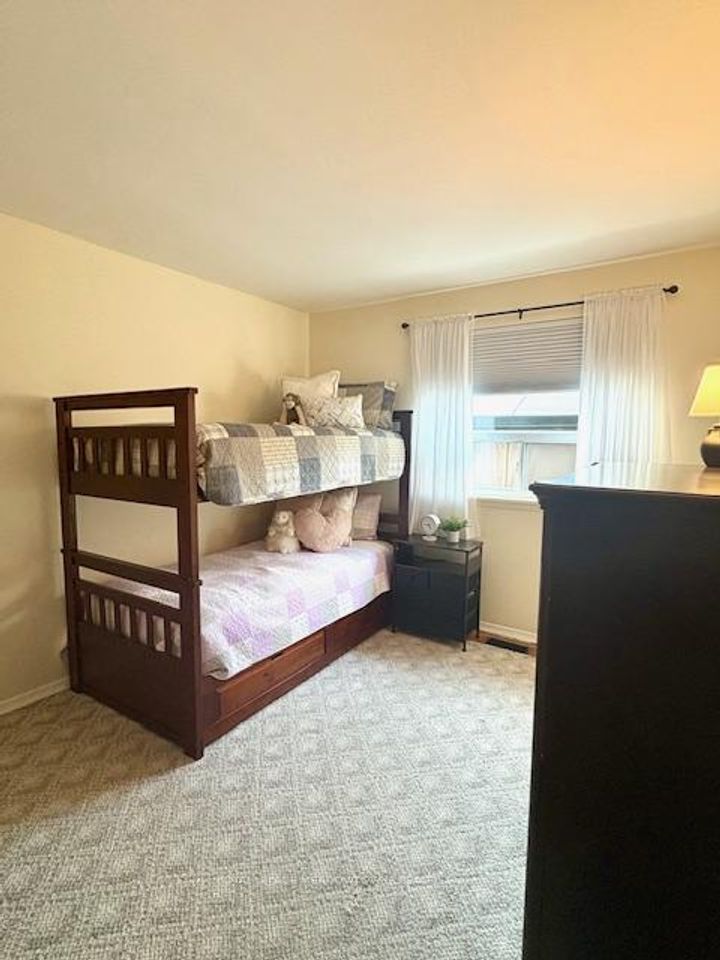 Photo 11 at 12 Sargent Road, Georgetown, Halton Hills