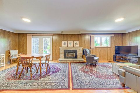 Photo 10 at 6 Sunvale Drive, Richview, Toronto