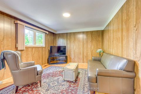 Photo 12 at 6 Sunvale Drive, Richview, Toronto